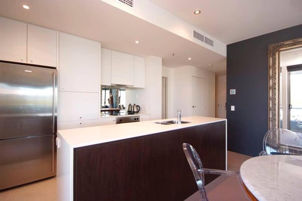 Apartment 301 Harbour View Cairns